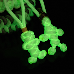 thumbnail image 2 of 100ft Glow In The Dark Green Paracord - 550lb Strength Fluorescent Rope 2 of 11